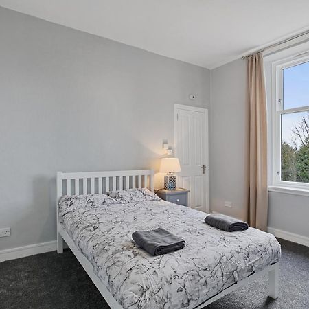Lovely 3 Bedroom Apartment In Aberdeen Centre Exterior foto